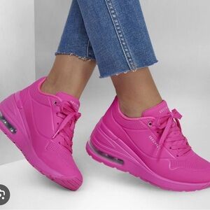 Skechers Women’s Million Air Elevated Air Sneaker Bright Pink